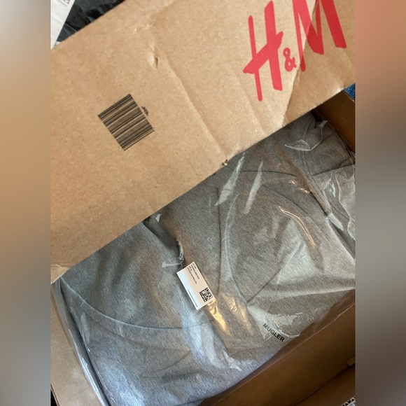 MUGLER H&M Men’s Star-Motif Hoodie, Gray, XL NWT in Packaging * Ready to Ship ✅ - Picture 2 of 10